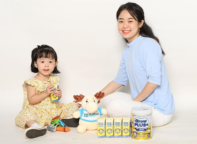 Sử dụng sữa với công thức sữa non của chuyên gia châu Âu là giải pháp được nhiều mẹ Việt lựa chọn để tăng đề kháng cho bé. 