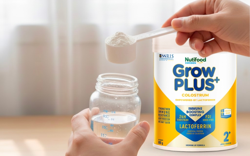Sữa non tăng đề kháng Nutifood GrowPLUS+ Colostrum Lactoferrin là lựa chọn tối ưu với các thành phần hỗ trợ hệ miễn dịch của bé khỏe mạnh.