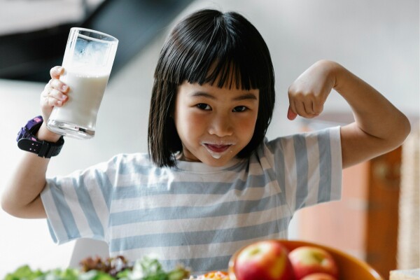 Tất tần tật những băn khoăn của hội bỉm sữa trên MXH về Lactoferrin