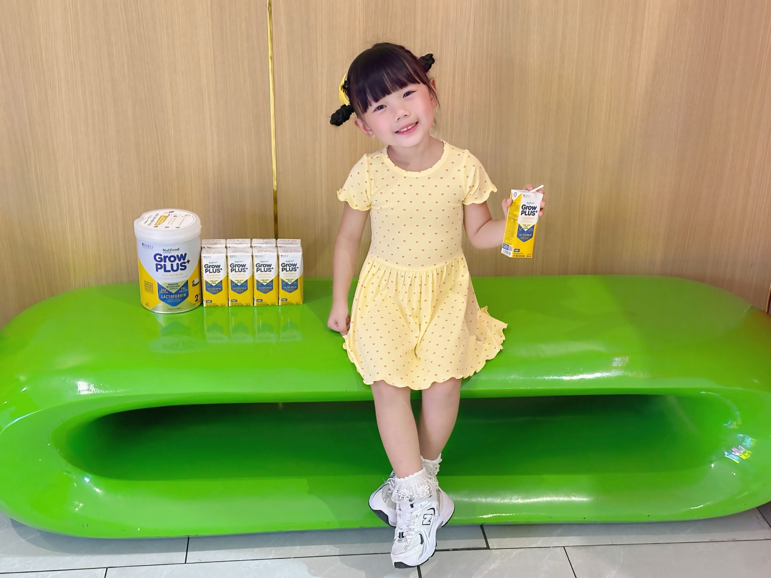 Sữa công thức bổ sung Lactoferrin, kháng thể IgG và HMO giúp tăng sức đề kháng và hỗ trợ hệ miễn dịch, đồng thời ức chế các tác nhân gây bệnh.